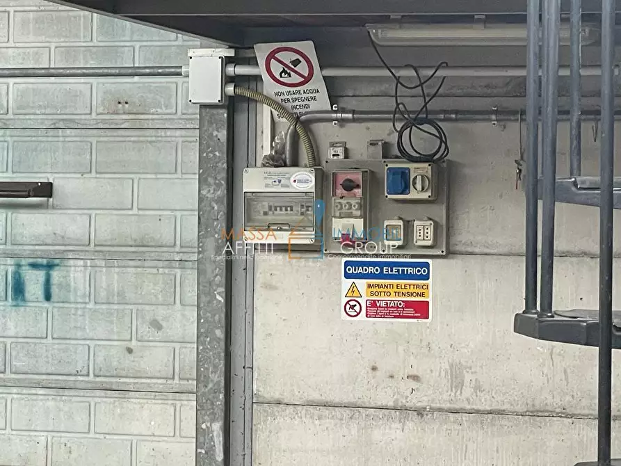 Immagine 7 di Attività artigianale in affitto  in Viale della Repubblica 35 a Massa