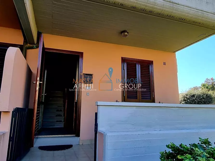 Immagine 4 di Villetta a schiera in vendita  in Via Pisa 12 a Massa