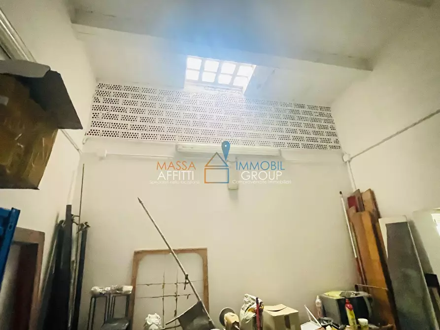 Immagine 7 di Magazzino in vendita  in Via del Bargello 32 a Massa