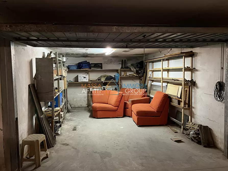 Immagine 54 di Villetta a schiera in vendita  in Via Gioacchino Rossini 14 a Massa