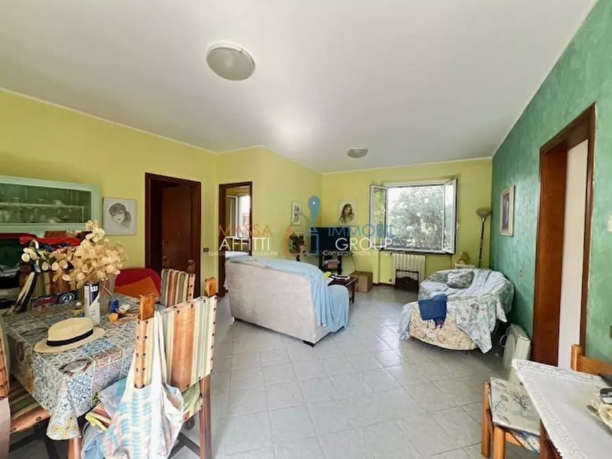 Immagine 10 di Casa bifamiliare in vendita  in Via Pontremoli 7 a Massa