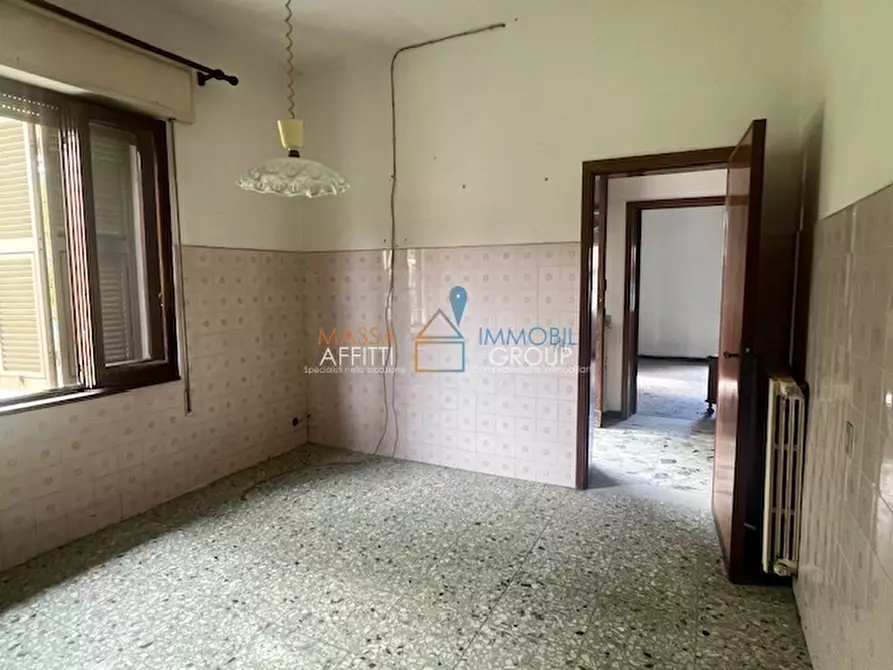 Immagine 15 di Casa indipendente in vendita  in Via del Casone 24 a Massa