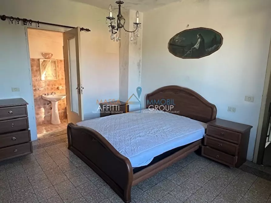 Immagine 15 di Terratetto in vendita  in Via Godola 41a a Massa