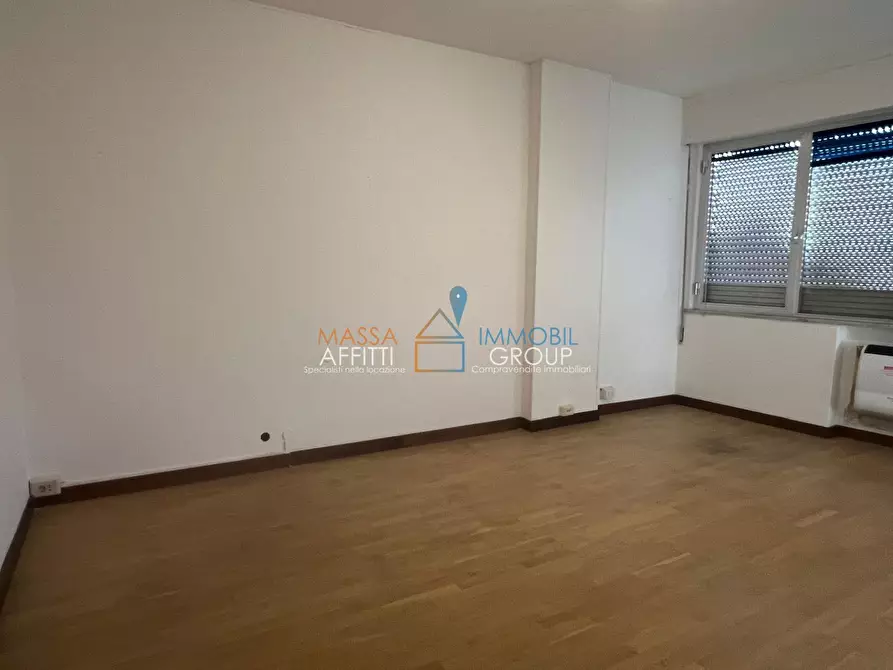 Immagine 9 di Ufficio in affitto  in Via Cavour 3 a Carrara