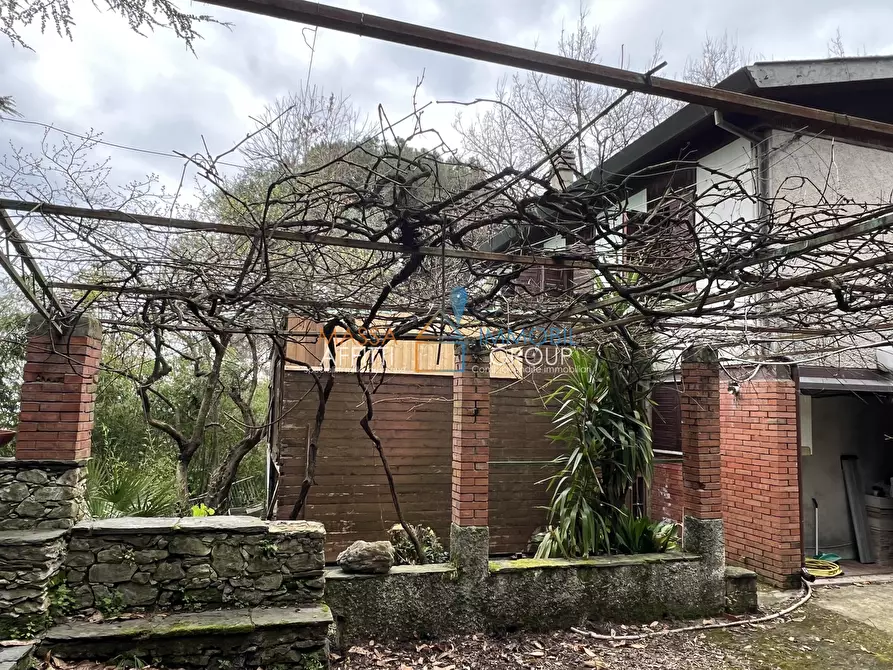 Immagine 34 di Villa in vendita  in Via Tecchioni 5 a Massa