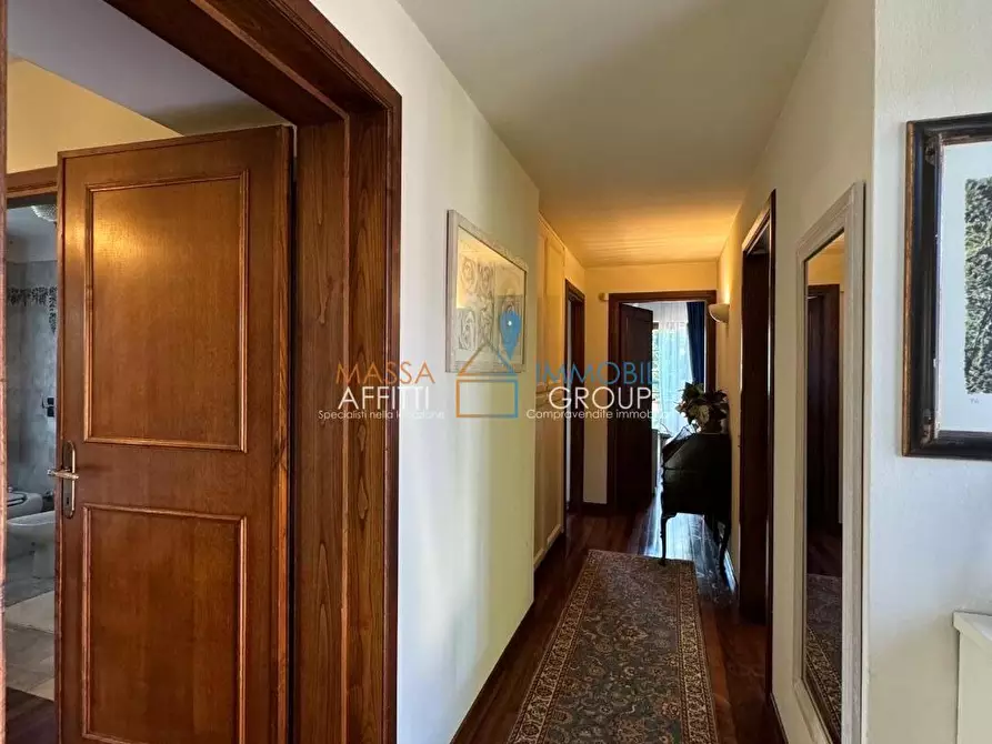 Immagine 10 di Villa in vendita  in via Rosseti e Bandini 55 a Forte Dei Marmi