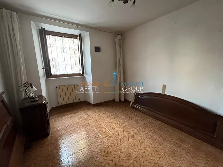 Immagine 16 di Casa semindipendente in vendita  in Via Felice Cavallotti 33 a Massa