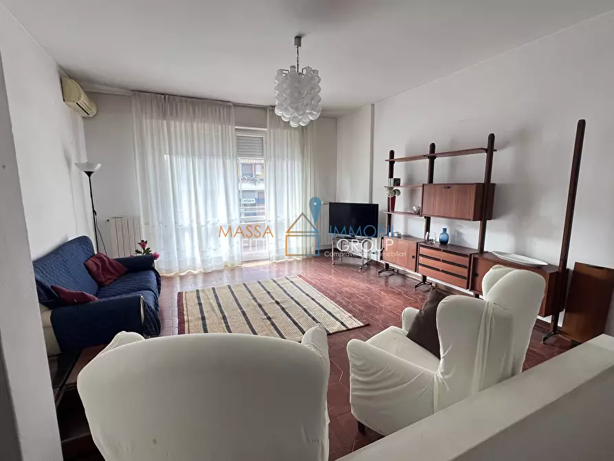 Immagine 8 di Quadrilocale in vendita  in Viale puccini 6 a Massa
