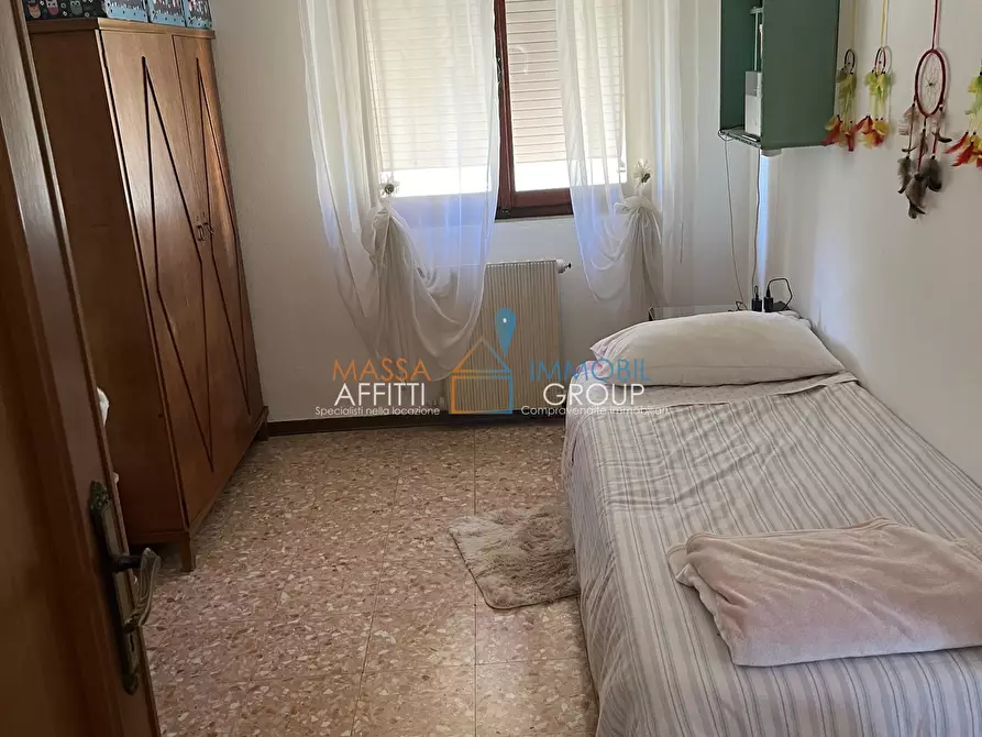 Immagine 17 di Pentalocale in vendita  in Piazza Gino Lucetti 11B a Carrara