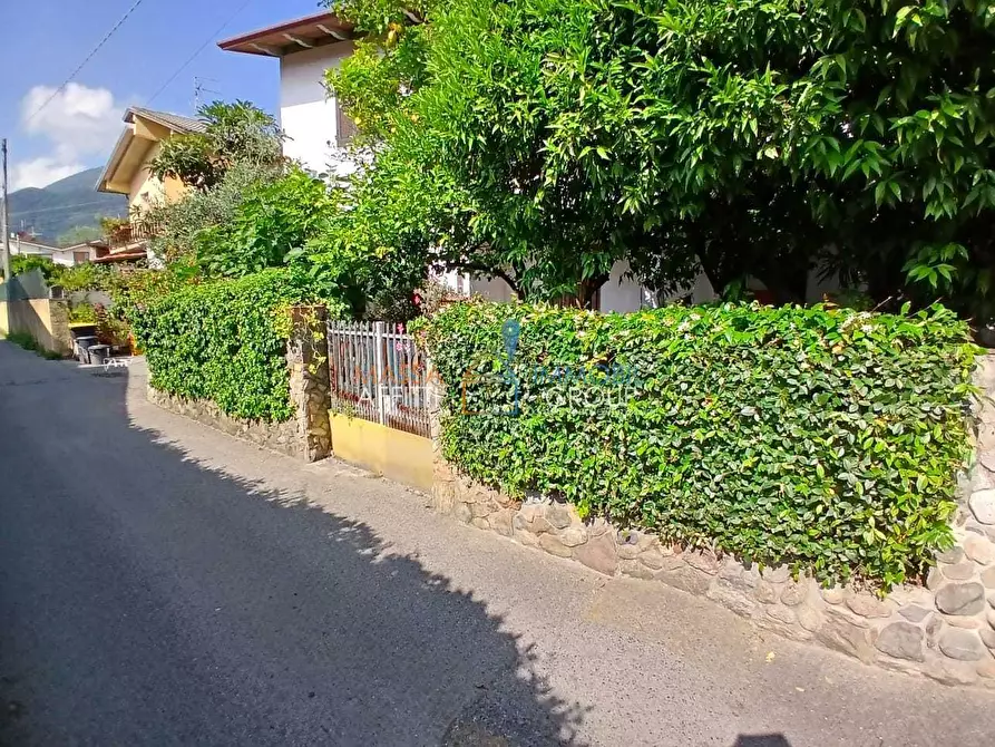Immagine 2 di Porzione di casa in vendita  in Via Tinelli 55 a Massa
