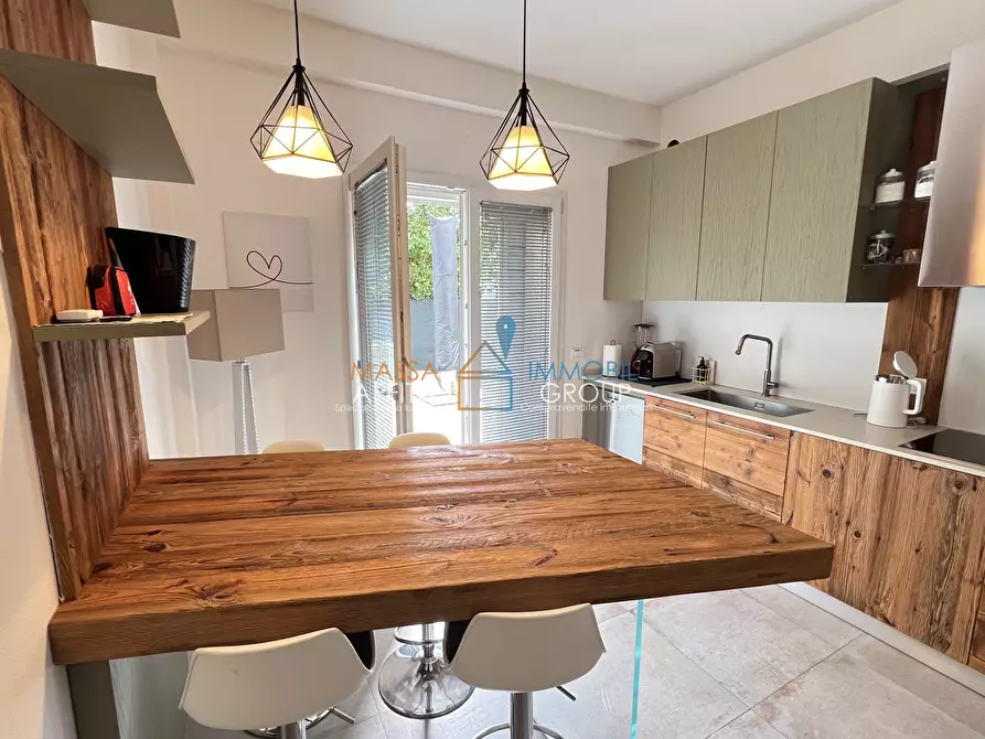 Immagine 25 di Quadrilocale in vendita  in Via Cateratte 81 a Montignoso