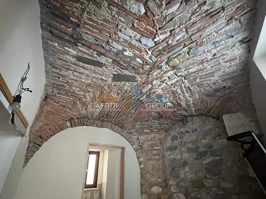 Immagine 14 di Magazzino in vendita  in Via Gino Menconi 23BIS a Carrara