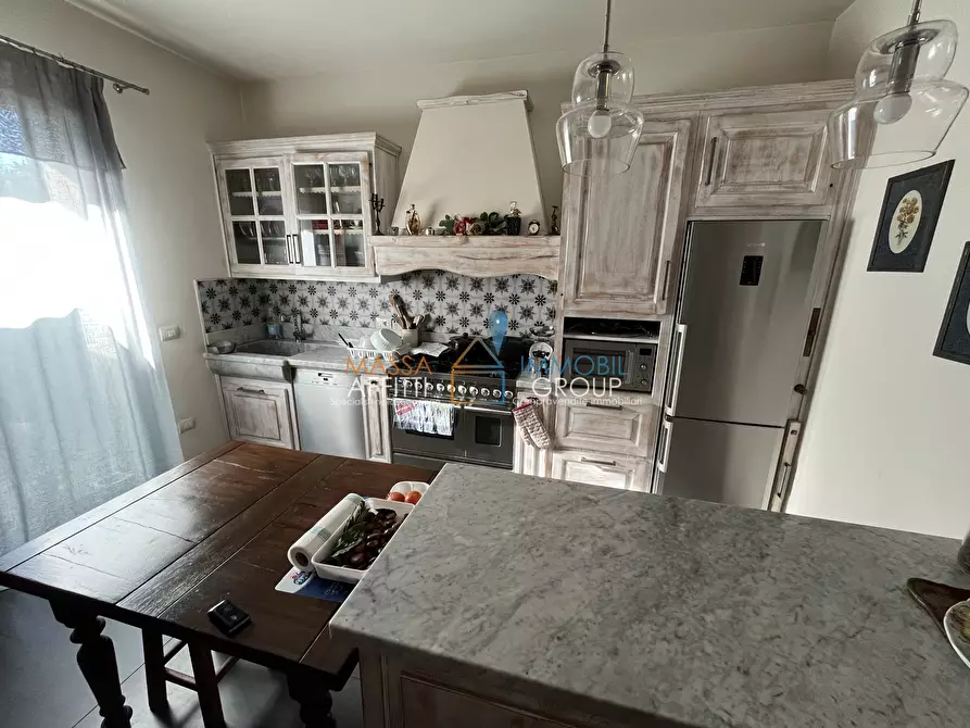 Immagine 8 di Villetta a schiera in vendita  in Via Felice Cavallotti 100 a Massa