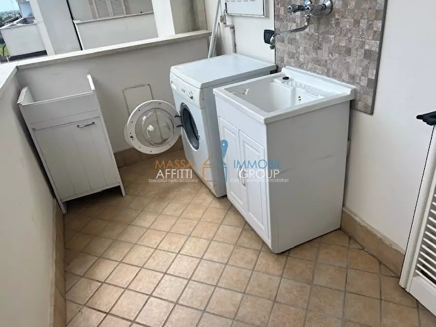 Immagine 3 di Quadrilocale in vendita  in Via della Quercia 58 a Massa