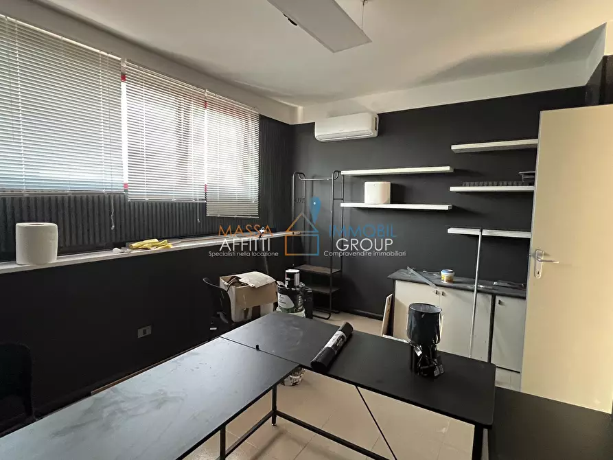 Immagine 6 di Ufficio in vendita  in Via Dorsale 1 a Massa