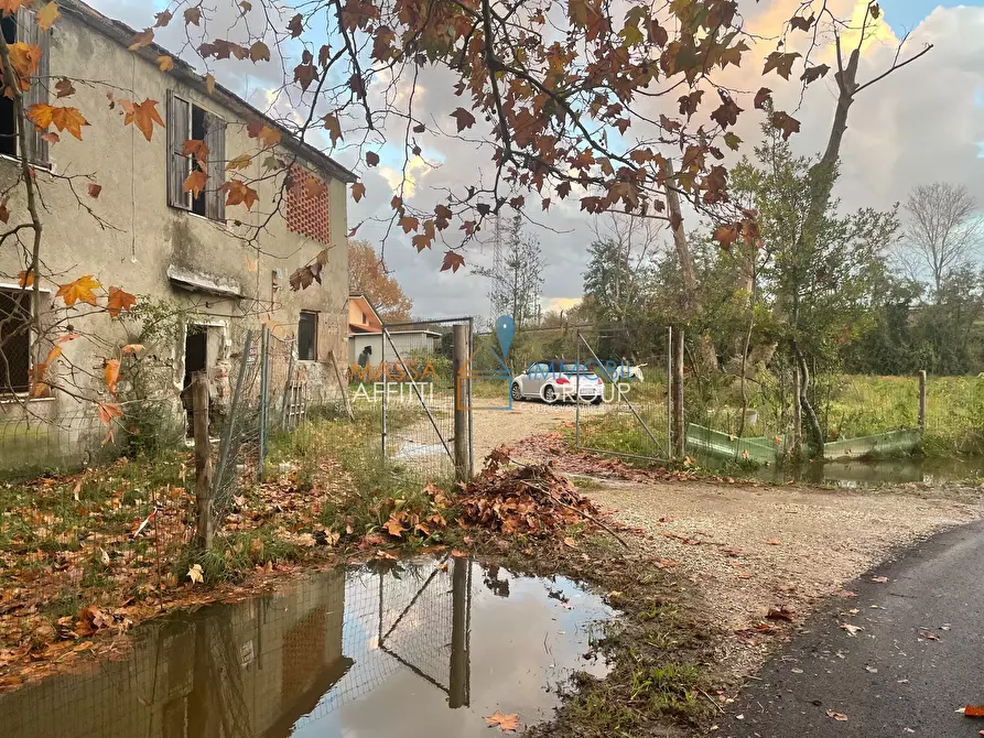 Immagine 5 di Rustico / casale in vendita  in Via San Cristoforo 129 a Massa