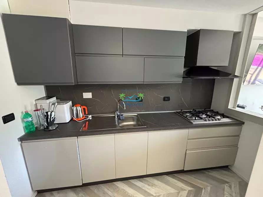 Immagine 9 di Trilocale in vendita  in strada della colla 50 a Andora