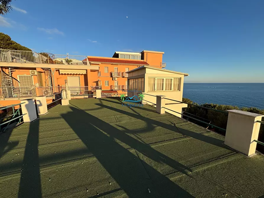 Immagine 10 di Villa in vendita  in via Trinacria 3 a Andora