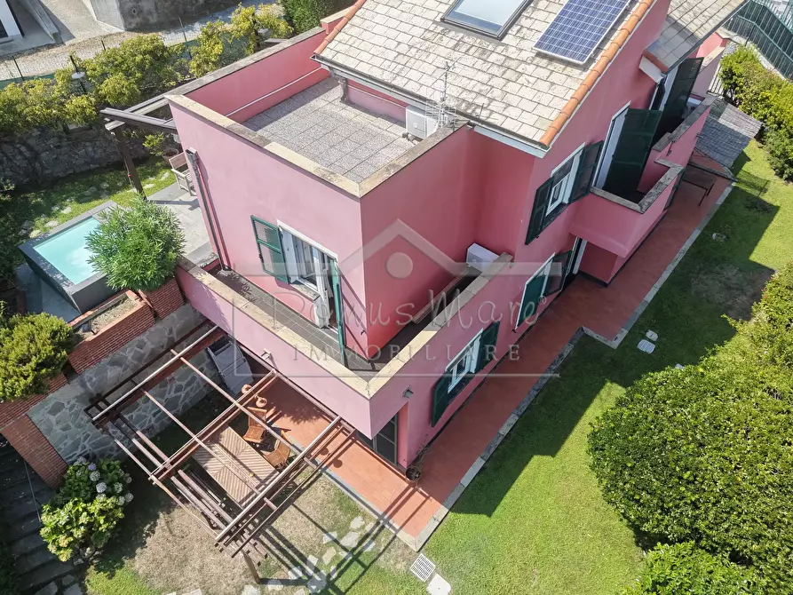 Immagine 47 di Villa in vendita  a Celle Ligure