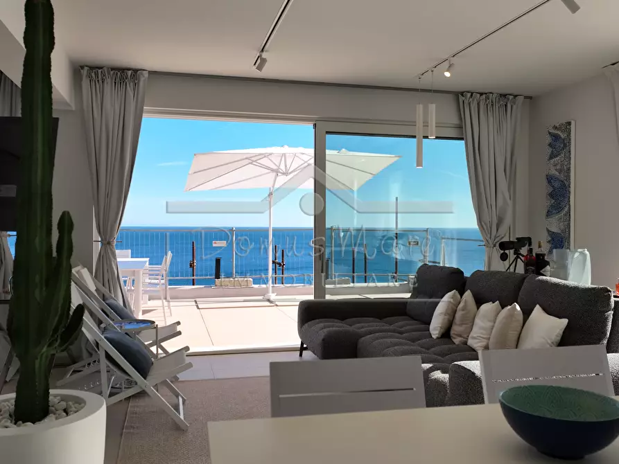 Immagine 3 di Quadrilocale in vendita  in Via Mede 11 a Bergeggi