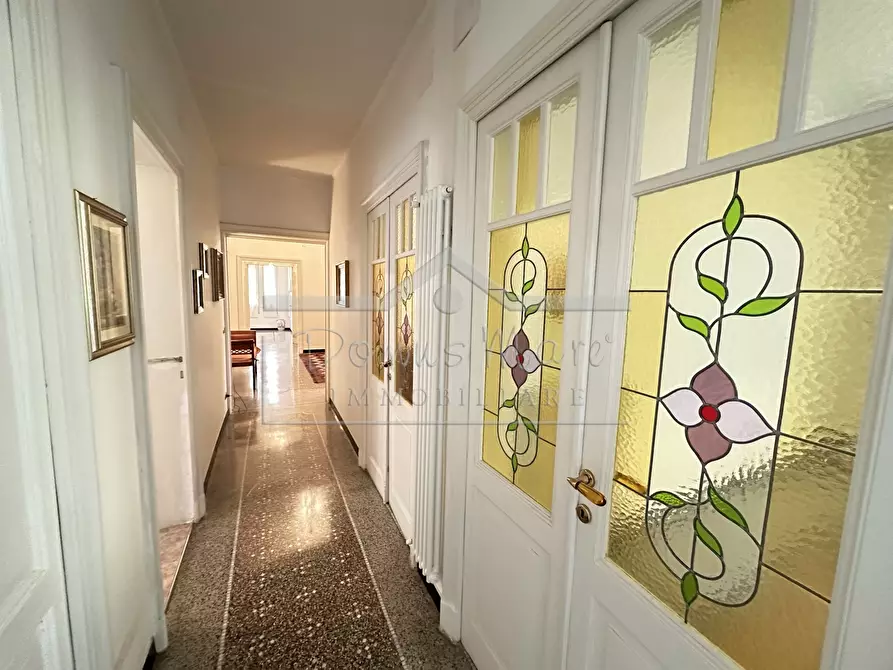 Immagine 23 di Pentalocale in vendita  in Piazza del Popolo 3 a Savona