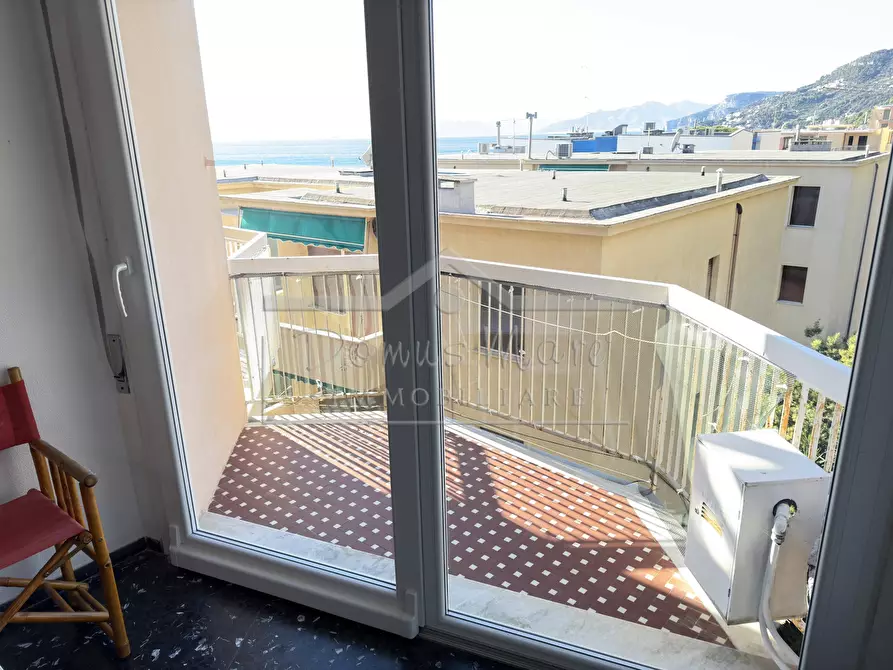 Immagine 3 di Bilocale in vendita  in Vico delle Stelle 29 a Savona