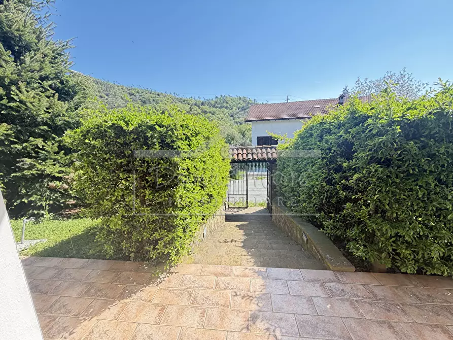 Immagine 37 di Villa in vendita  in Via Cav. Davide Vignolo 6 a Pontinvrea