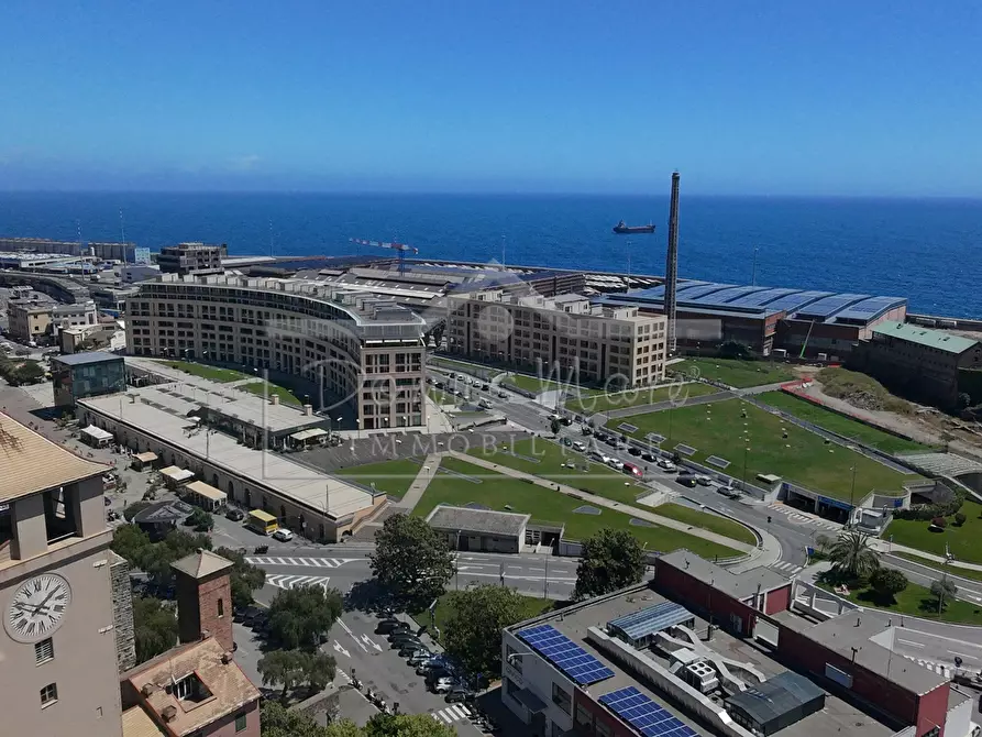 Immagine 56 di Pentalocale in vendita  in Via Orefici 3 a Savona