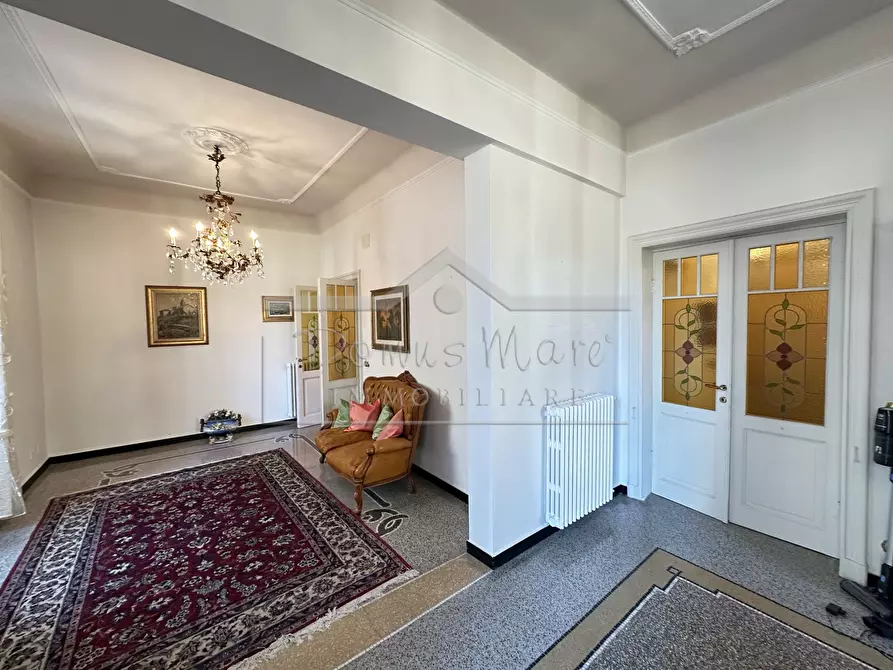 Immagine 28 di Pentalocale in vendita  in Piazza del Popolo 3 a Savona