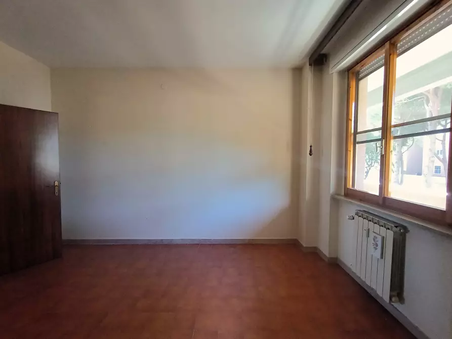 Immagine 14 di Pentalocale in vendita  in Via Ludovico Antonio Muratori a Livorno