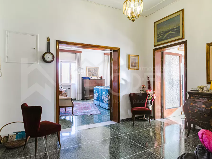 Immagine 18 di Pentalocale in vendita  in Viale Fabbricotti a Livorno