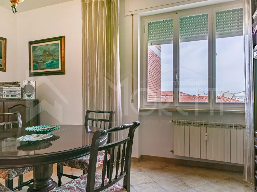 Immagine 4 di Quadrilocale in vendita  in Via San Jacopo In Acquaviva a Livorno