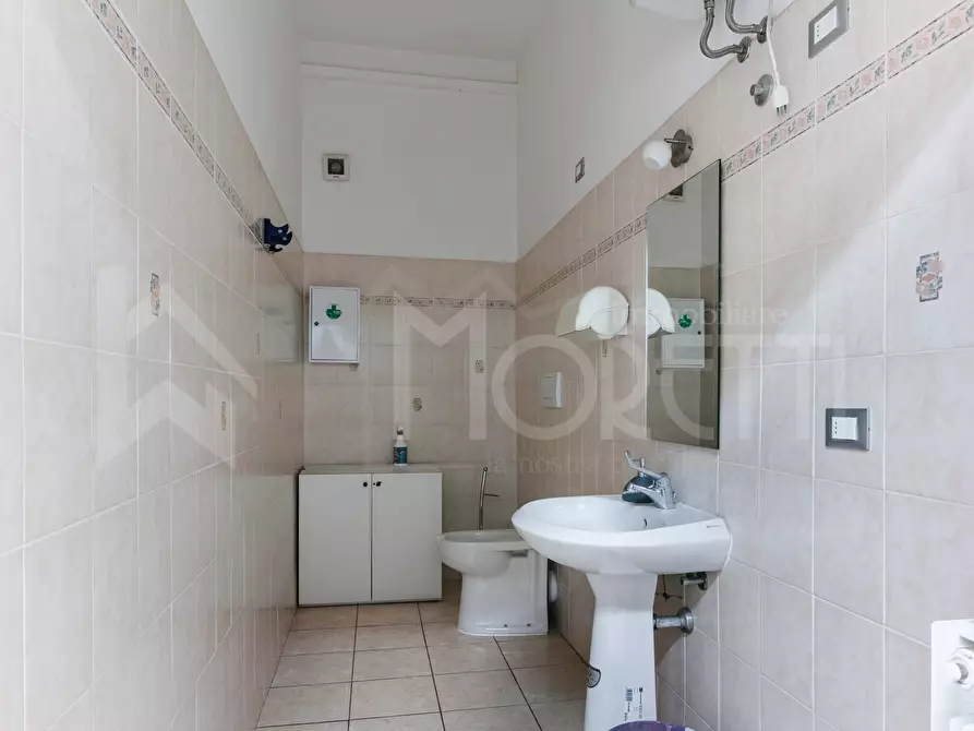 Immagine 16 di Pentalocale in vendita  in Corso Giuseppe Mazzini a Livorno