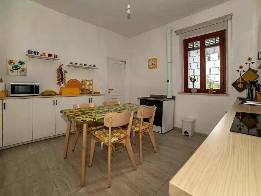 Immagine 30 di Villa in vendita  in Via Delle Corti a Collesalvetti