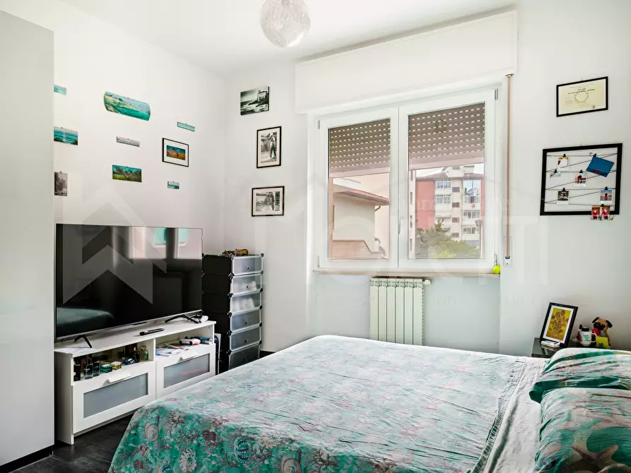 Immagine 57 di Pentalocale in vendita  in Via dell'Alloro a Livorno