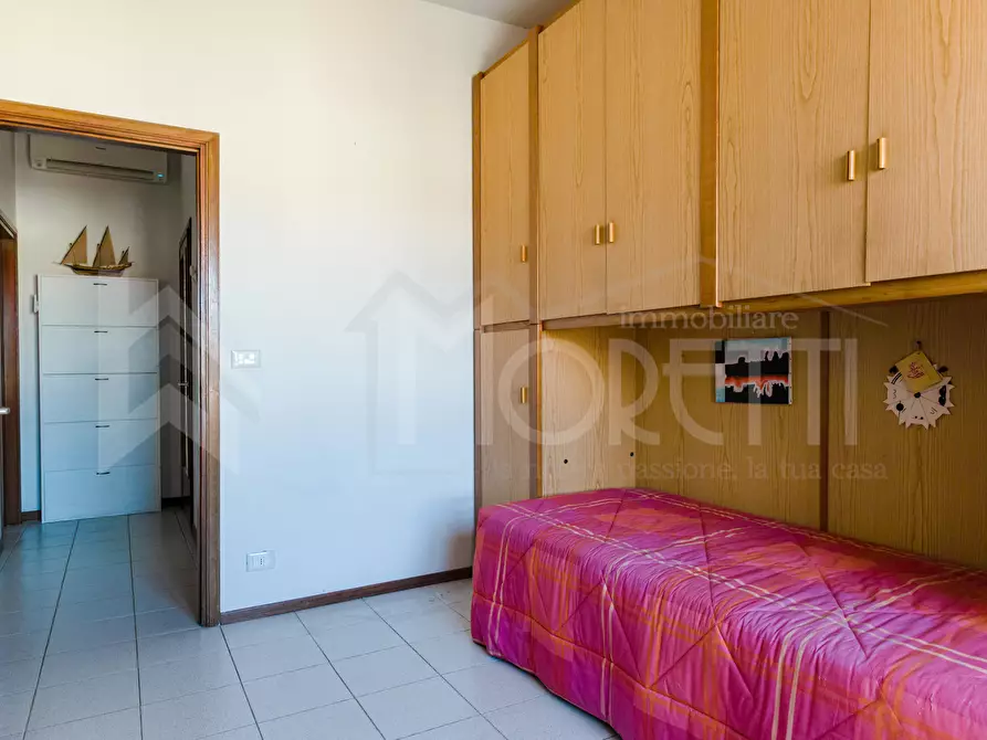 Immagine 41 di Quadrilocale in vendita  in Via del Vigna a Livorno