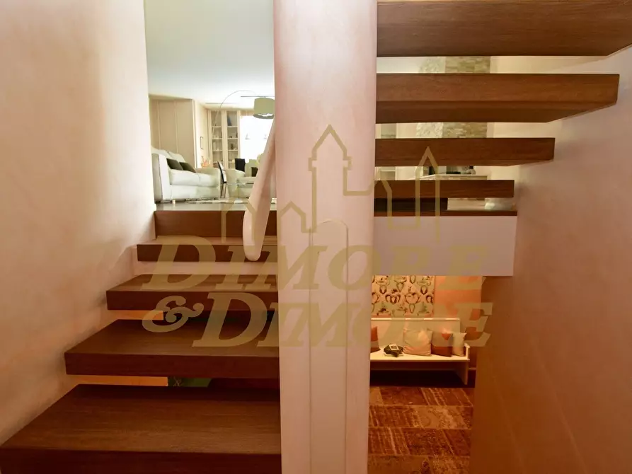 Immagine 32 di Villa in vendita  a Ranco