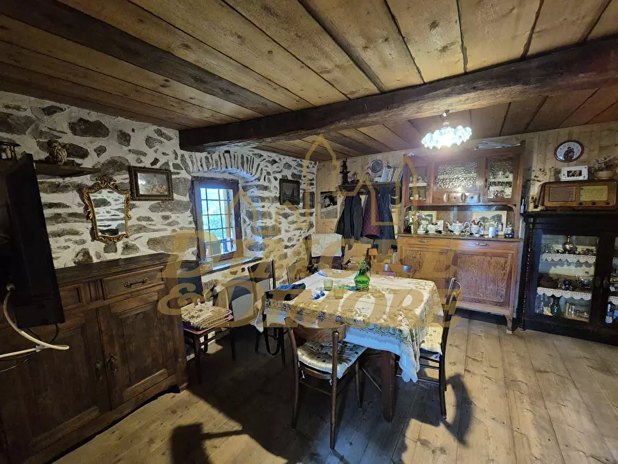 Immagine 10 di Porzione di casa in vendita  in Ronchi Dentro a Vanzone Con San Carlo