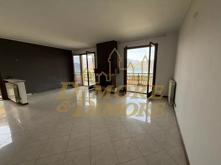 Immagine 14 di Casa bifamiliare in vendita  in Via A. Fraccaroli 43 a Baveno