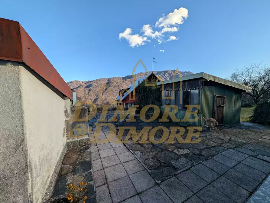 Immagine 3 di Casa indipendente in vendita  a Casale Corte Cerro