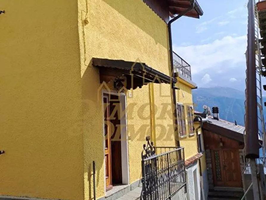 Immagine 7 di Porzione di casa in vendita  a Cannobio