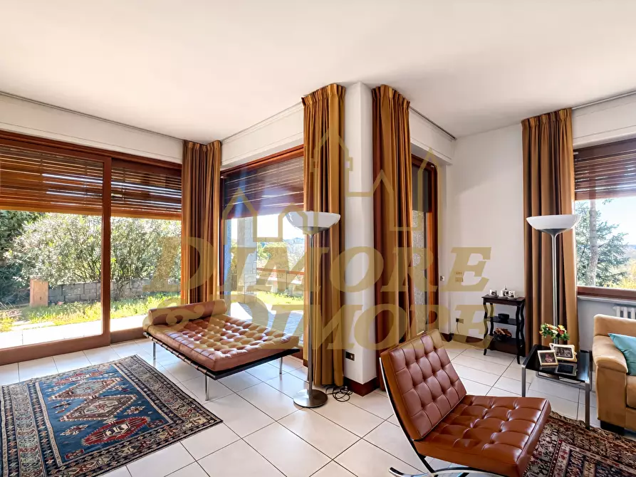 Immagine 10 di Villa in vendita  in Via Ludovico Ariosto 18 a Varese