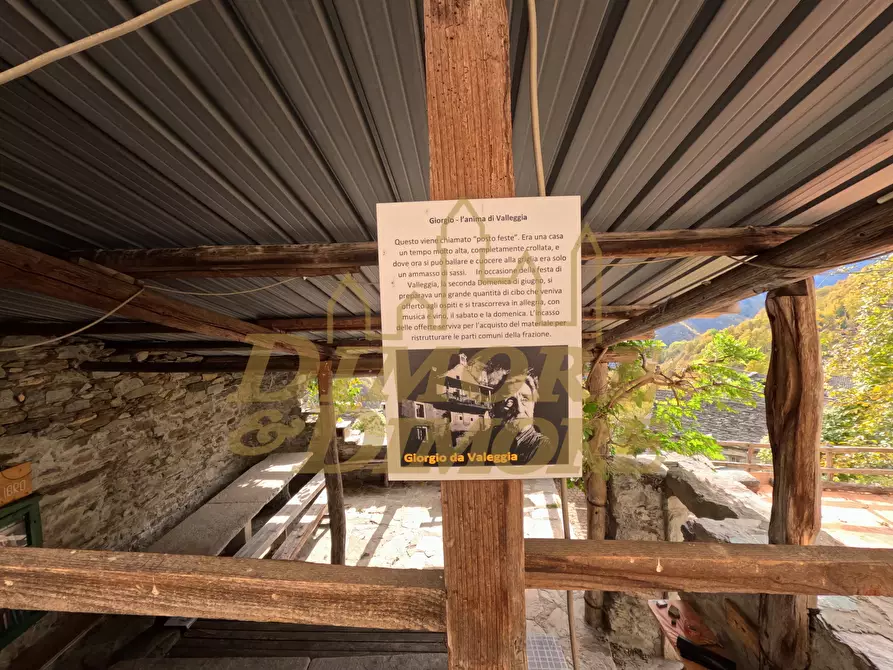 Immagine 9 di Casa indipendente in vendita  in Valleggia a Montescheno