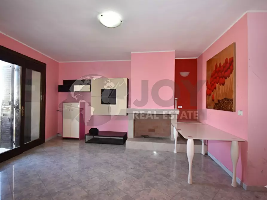 Immagine 9 di Casa indipendente in vendita  in via verga 10 a Salice Salentino