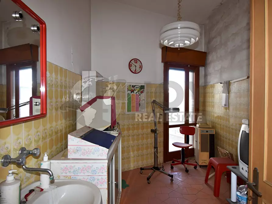 Immagine 11 di Appartamento in vendita  in via maremonti 50 a Campi Salentina