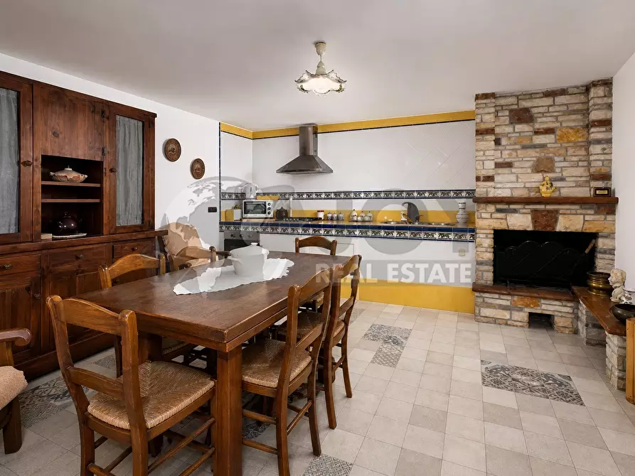 Immagine 38 di Villa in vendita  in Via Torino 7 a San Pietro In Lama