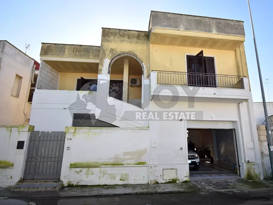 Immagine 1 di Casa indipendente in vendita  in via verga 10 a Salice Salentino