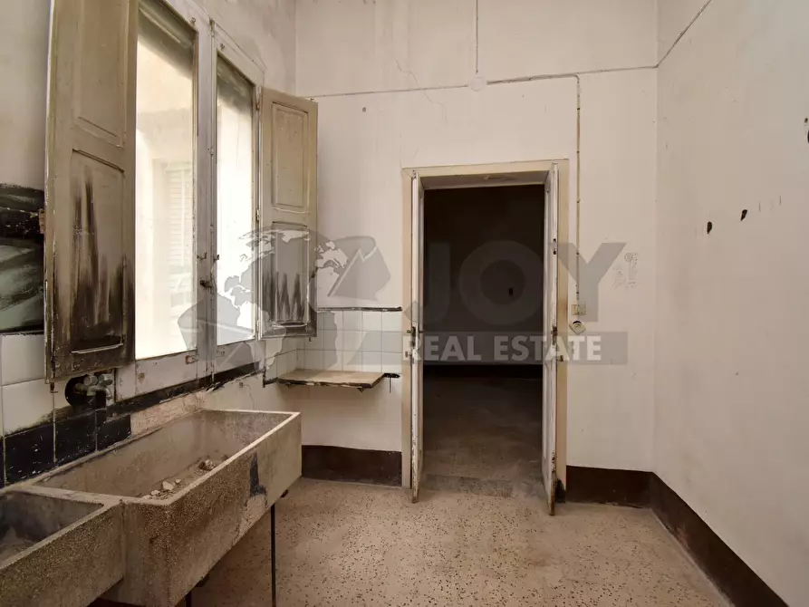 Immagine 22 di Palazzo in vendita  in Via Gorizia 35 a Lecce