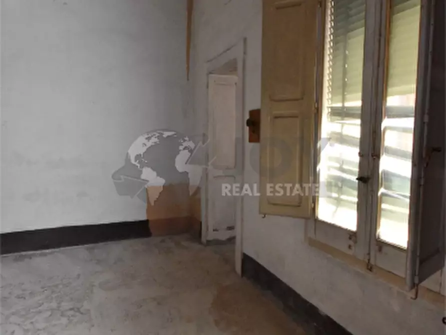 Immagine 42 di Palazzo in vendita  in Via Gorizia 35 a Lecce