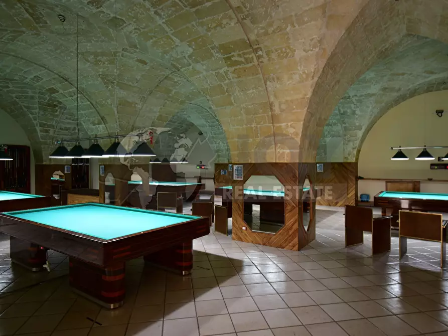 Immagine 10 di Locale commerciale in vendita  in Via A. Volta 15 a Nardo'